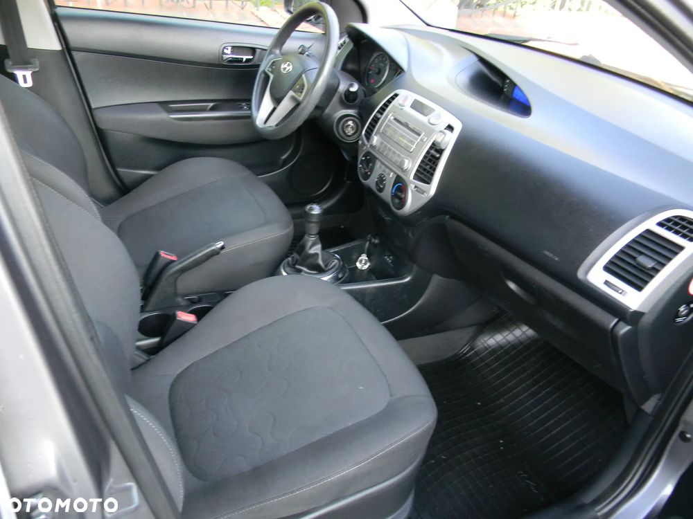Hyundai i20 1.2 Edition 20 - 12