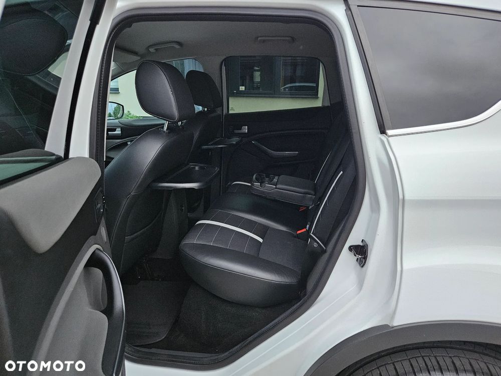 Ford Kuga 2.0 TDCi Titanium - 13