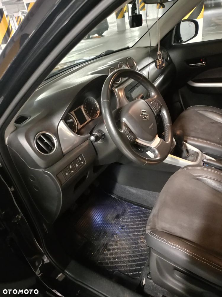 Suzuki Vitara 1.6 (4x2) Comfort+ - 6
