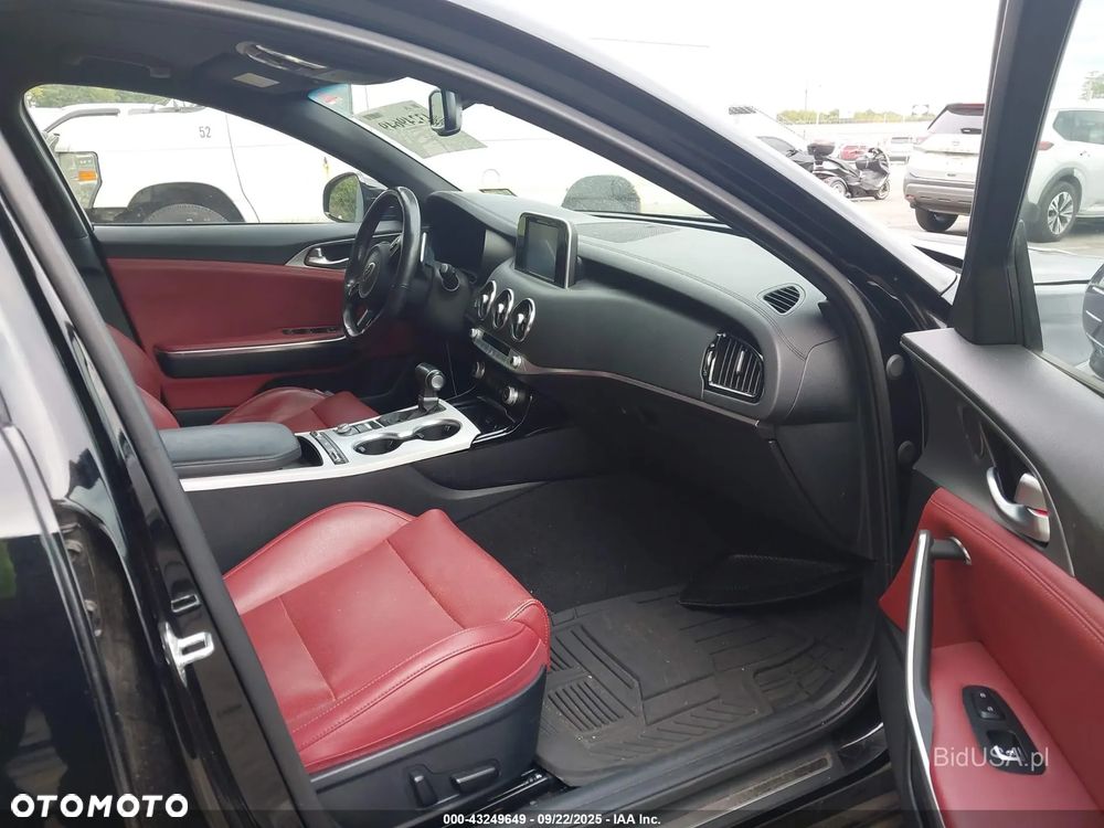 Kia Stinger 3.3 T-GDI V6 GT AWD - 2