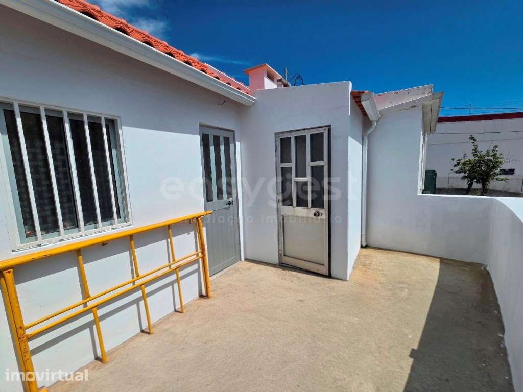 Moradia Terrea, T0 sita na Charneca de Caparica - Grande imagem: 5/14
