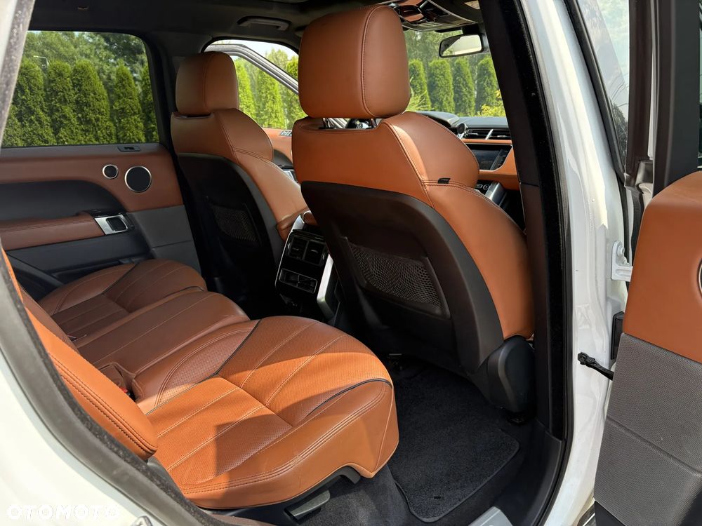 Land Rover Range Rover Sport D250 (SDV6) HSE - 9