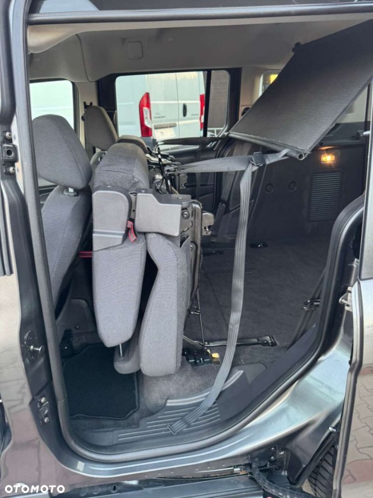 Ford Tourneo Connect - 26