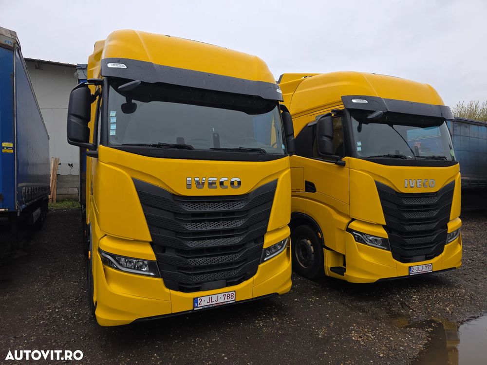 Iveco Stralis Hi-Way - 2