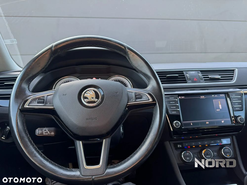 Skoda Superb 2.0 TDI 4x4 DSG L&K - 30