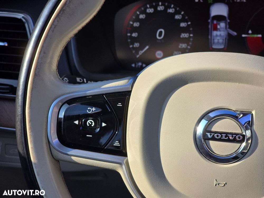 Volvo XC 90 - 15
