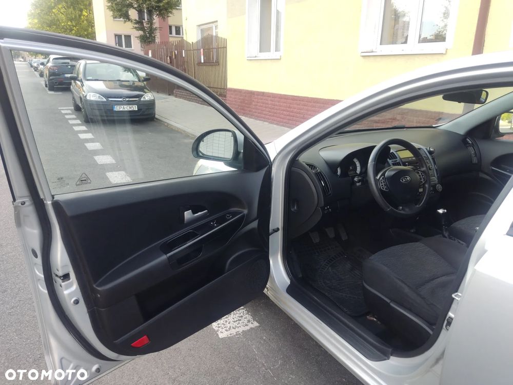 Kia Ceed 1.6 Crdi Comfort - 9