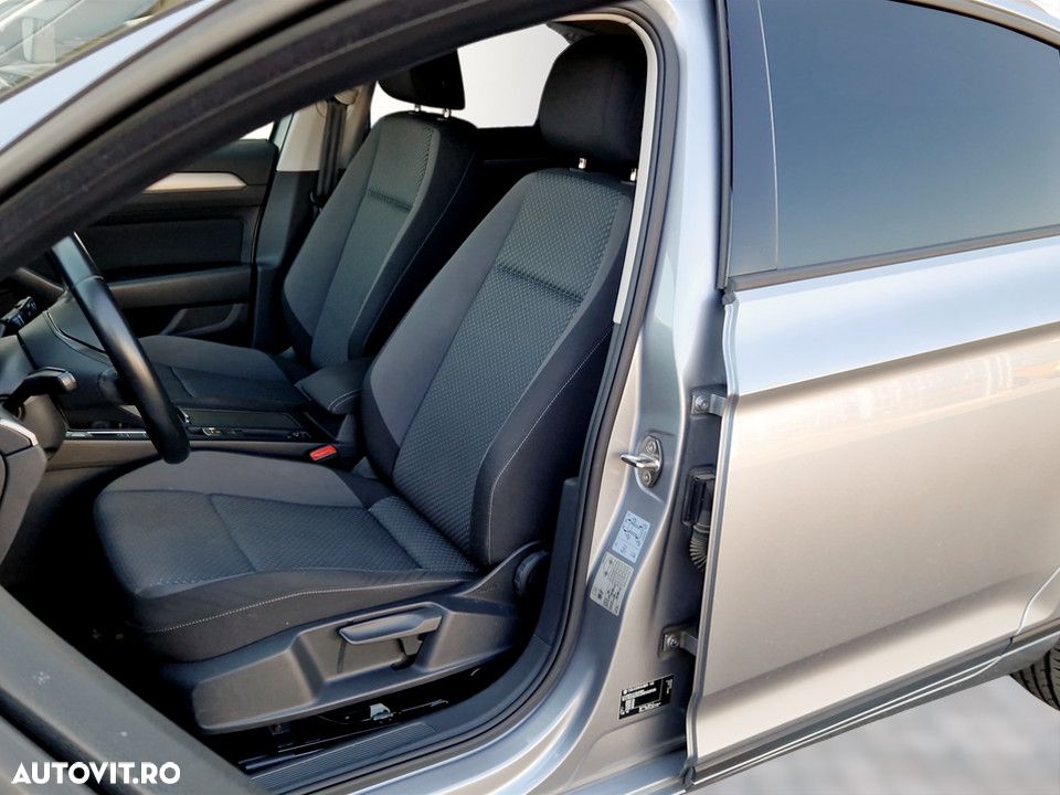 Volkswagen Passat 1.5 TSI ACT Trendline - 12