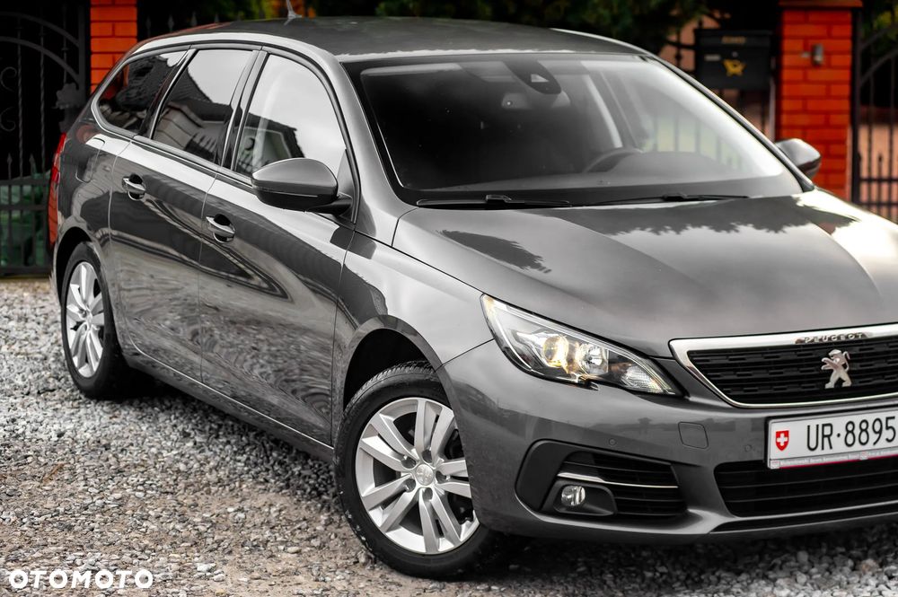 Peugeot 308 BlueHDi 130 EAT8 Allure - 2