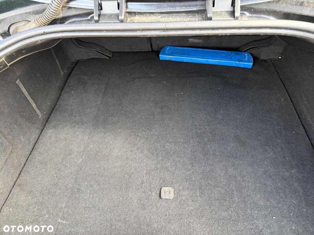 Citroën C6 HDi 205 Biturbo FAP Exclusive - 25