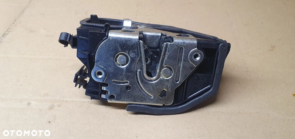 Zamek drzwi prawy tył tylny BMW X6 E71 7276674 - 1