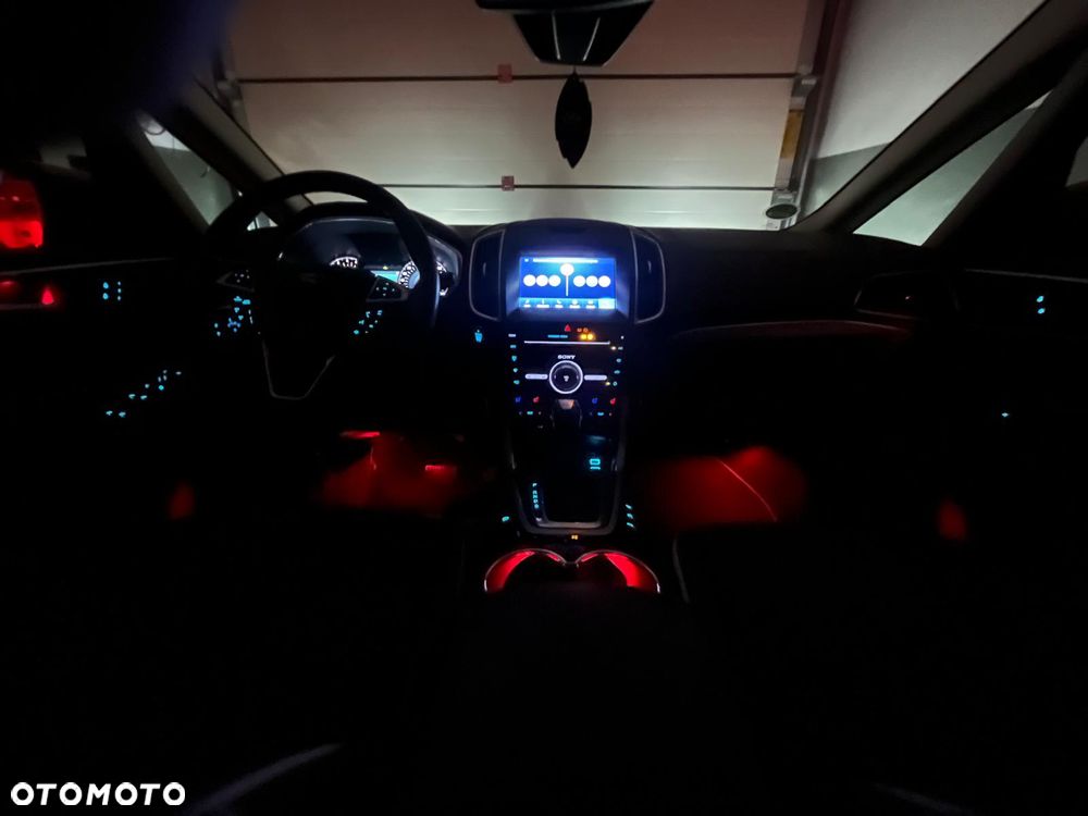 Ford S-Max 2.0 TDCi Vignale PowerShift - 39