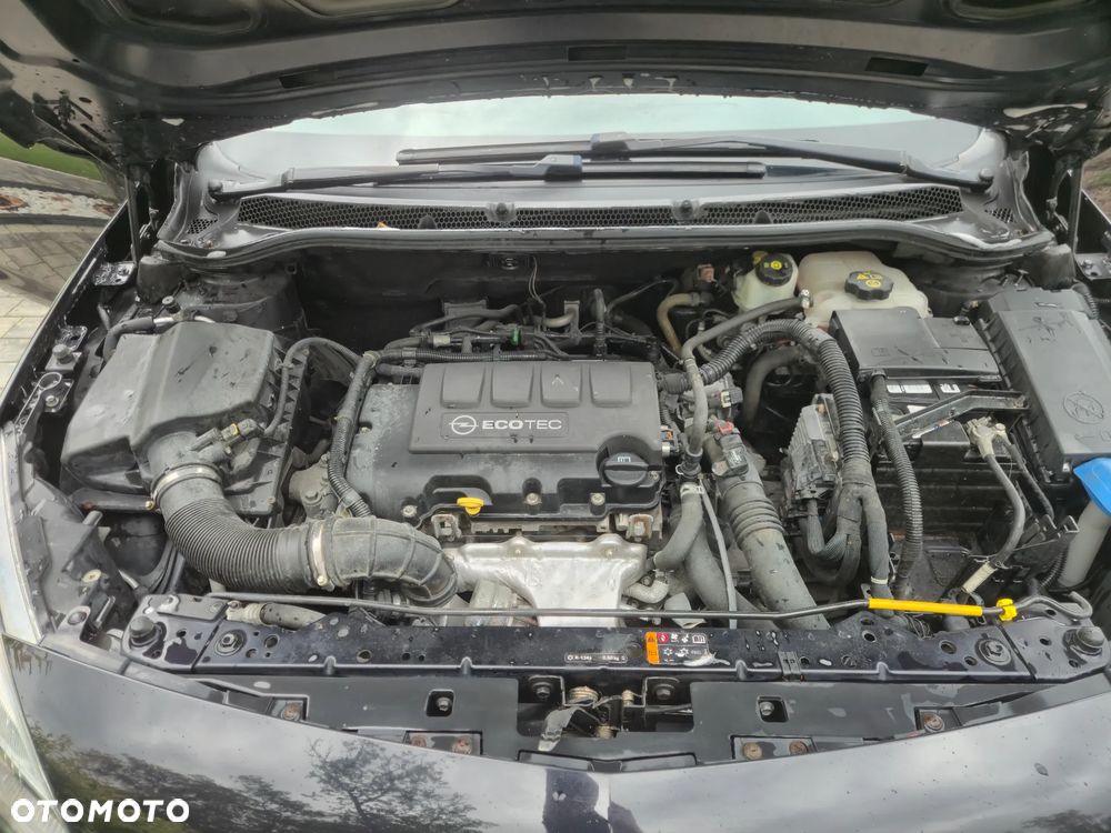 Opel Astra 1.4 T Cosmo - 29