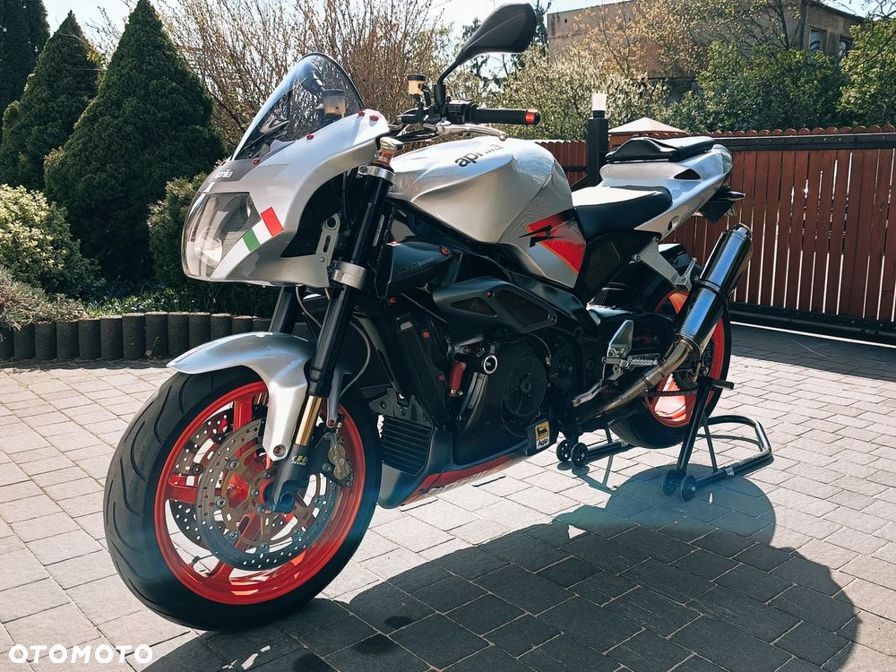 Aprilia Tuono - 11