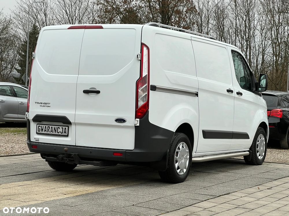 Ford TRANSIT CUSTOM - 10