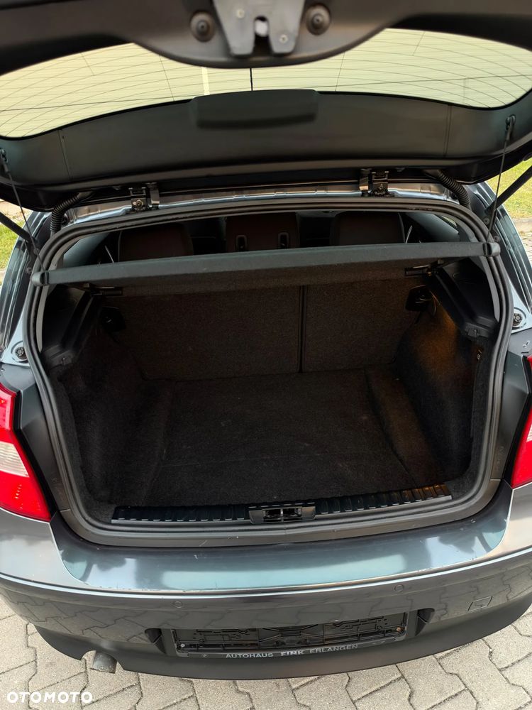 BMW Seria 1 116i - 24