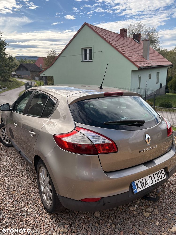 Renault Megane 2011 photo 3