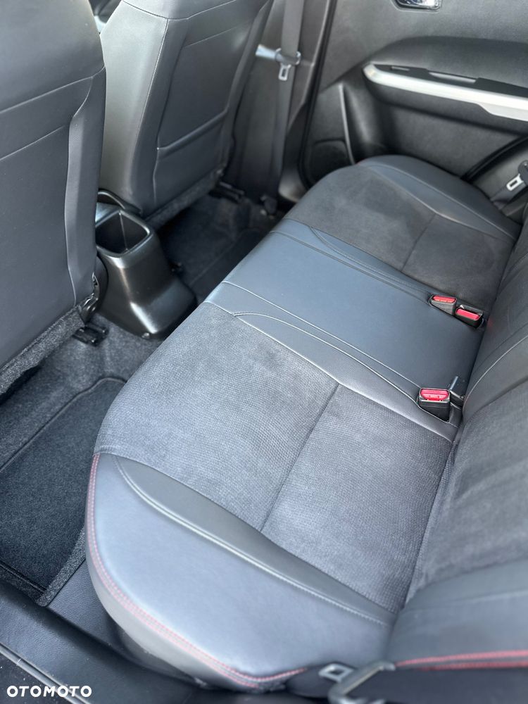 Suzuki Vitara 1.4 Boosterjet Premium 2WD - 9