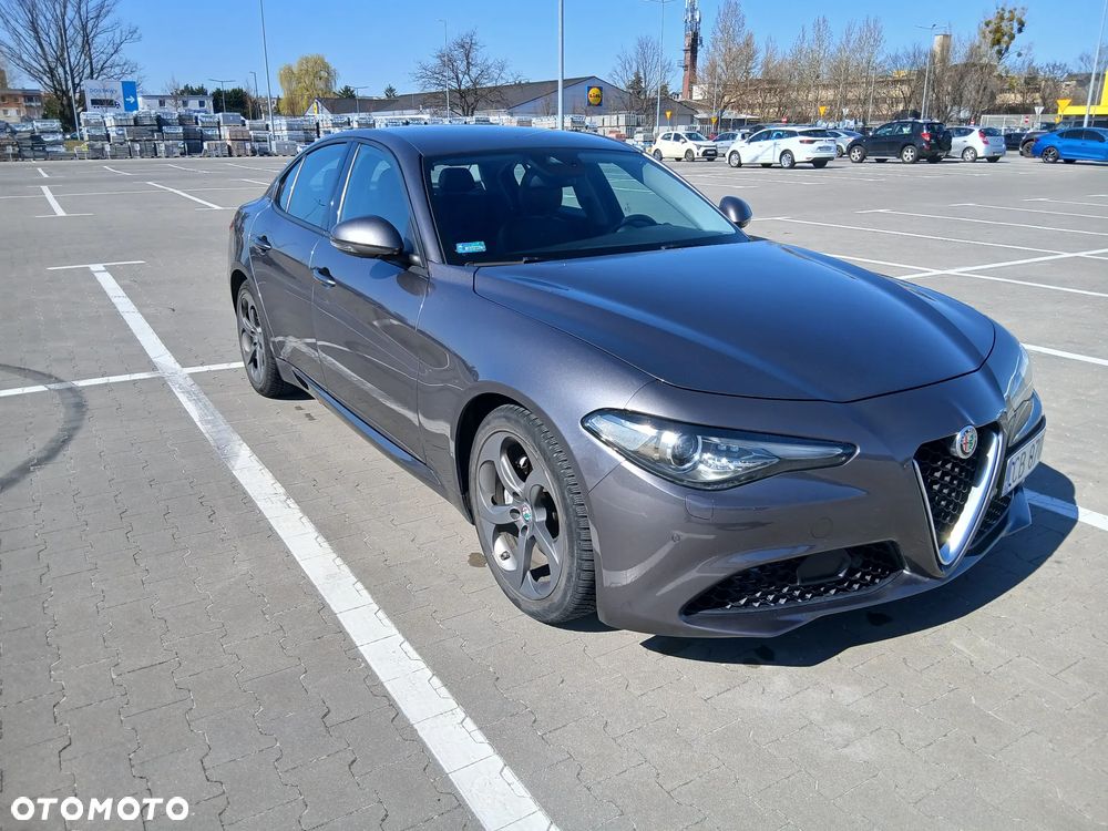Alfa Romeo Giulia 2.0 Turbo Super - 1