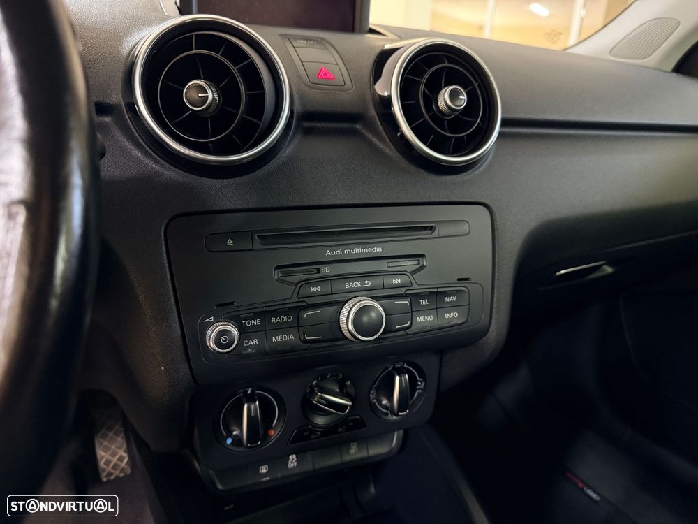 Audi A1 1.6 TDI S-line - 21