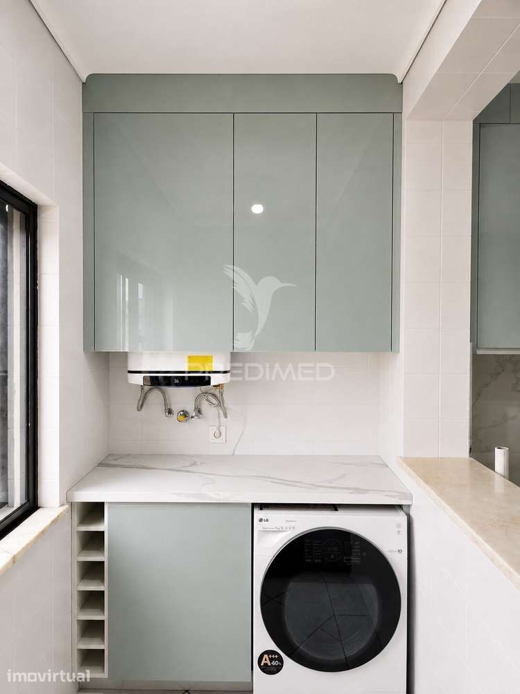 Apartamento T3 Remodelado com Garagem Fechada – Santa Joana, Aveiro - Grande imagem: 3/27