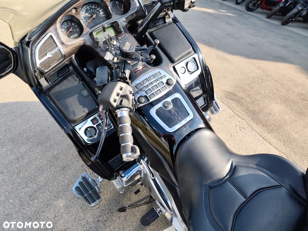 Honda GL - 17