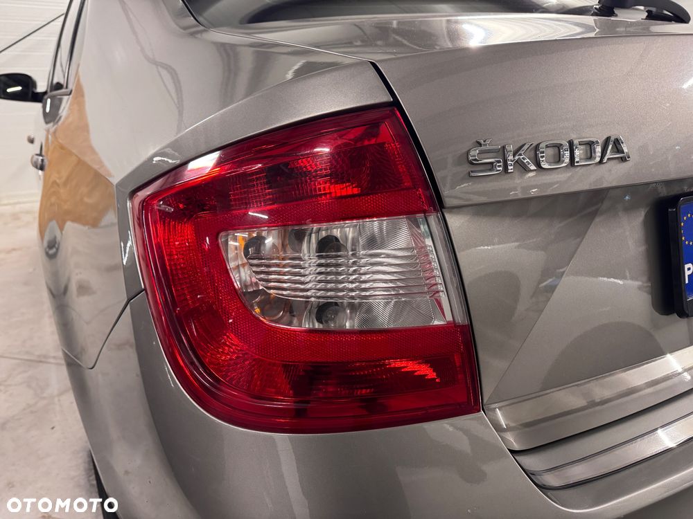 Skoda RAPID 1.2 TSI Elegance Max - 4