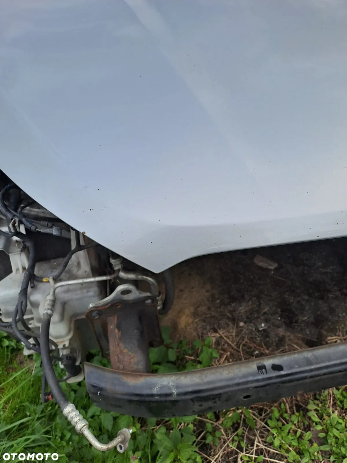 Hyundai ix 35  maska kolor srebrny RAH 9P -ładna - 4