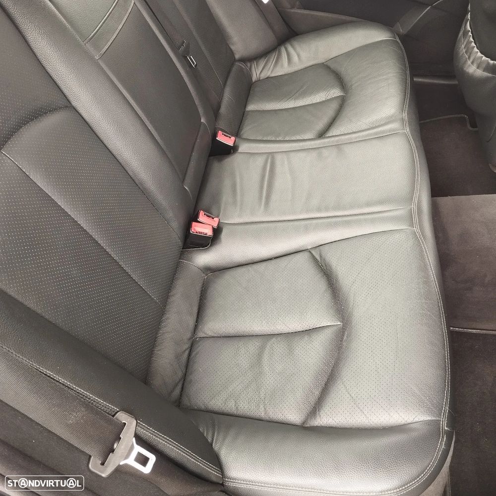 Mercedes-Benz E 220 CDI Avantgarde - 2