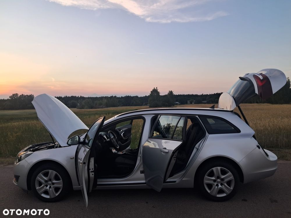 Opel Insignia - 22