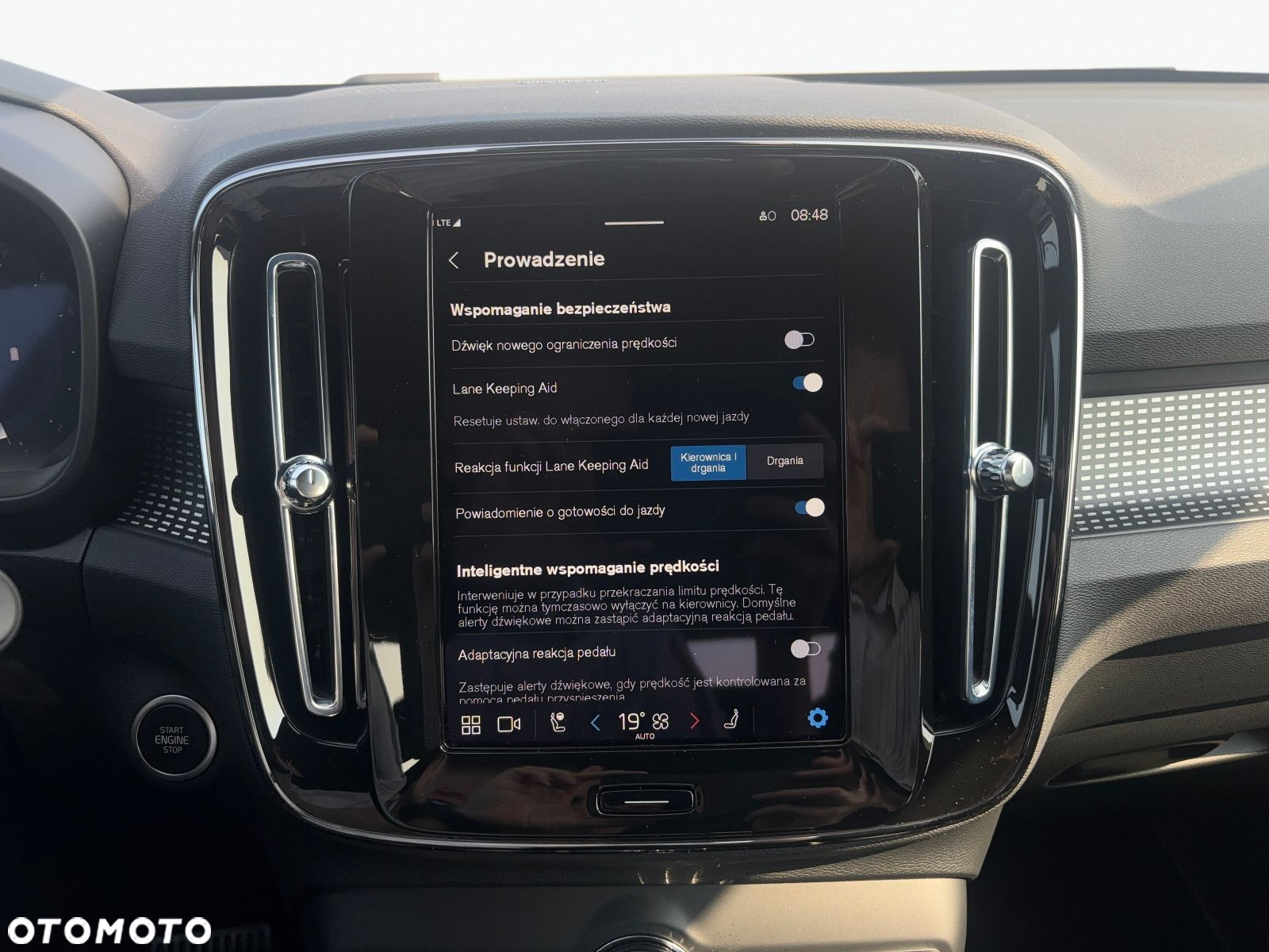 Volvo XC 40 - 23