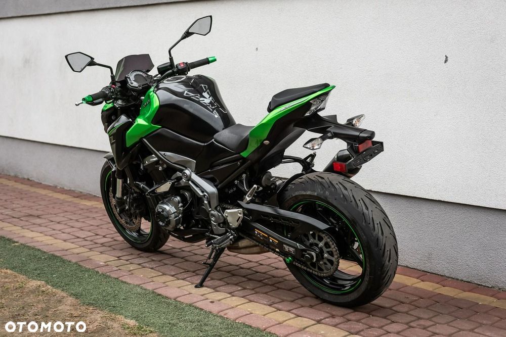 Kawasaki Z - 7