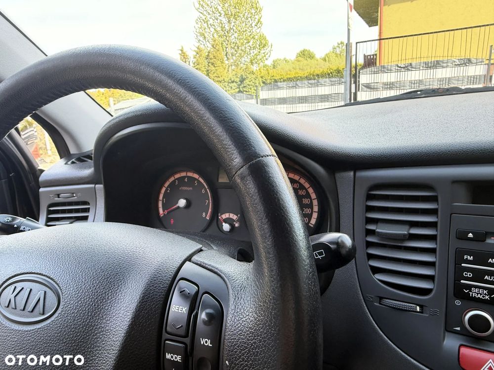Kia Rio 1.4 Vision - 18