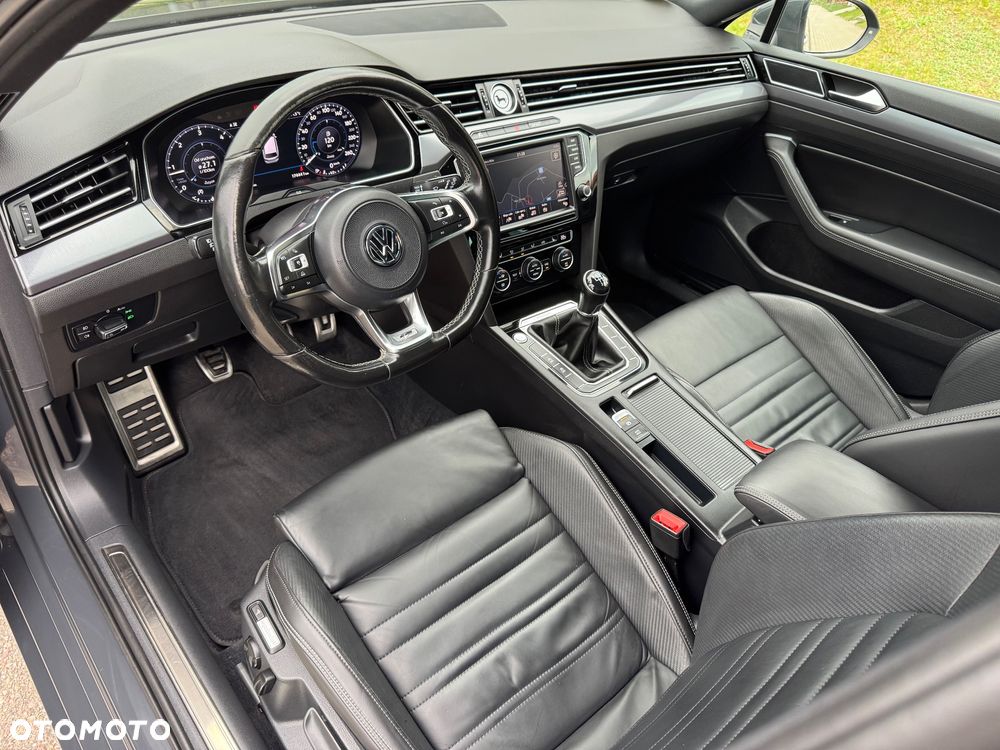 Volkswagen Passat 2.0 TDI BMT Highline - 23