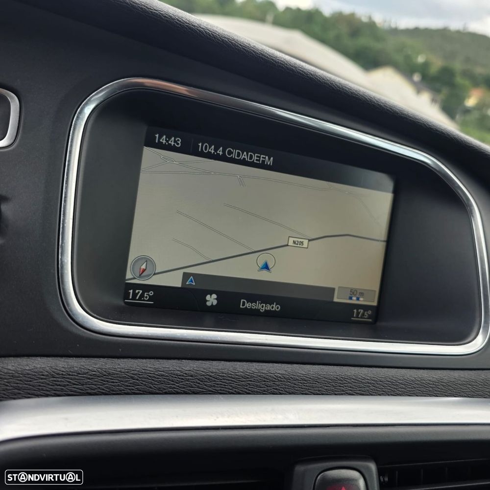 Volvo V40 1.6 D2 Momentum - 24