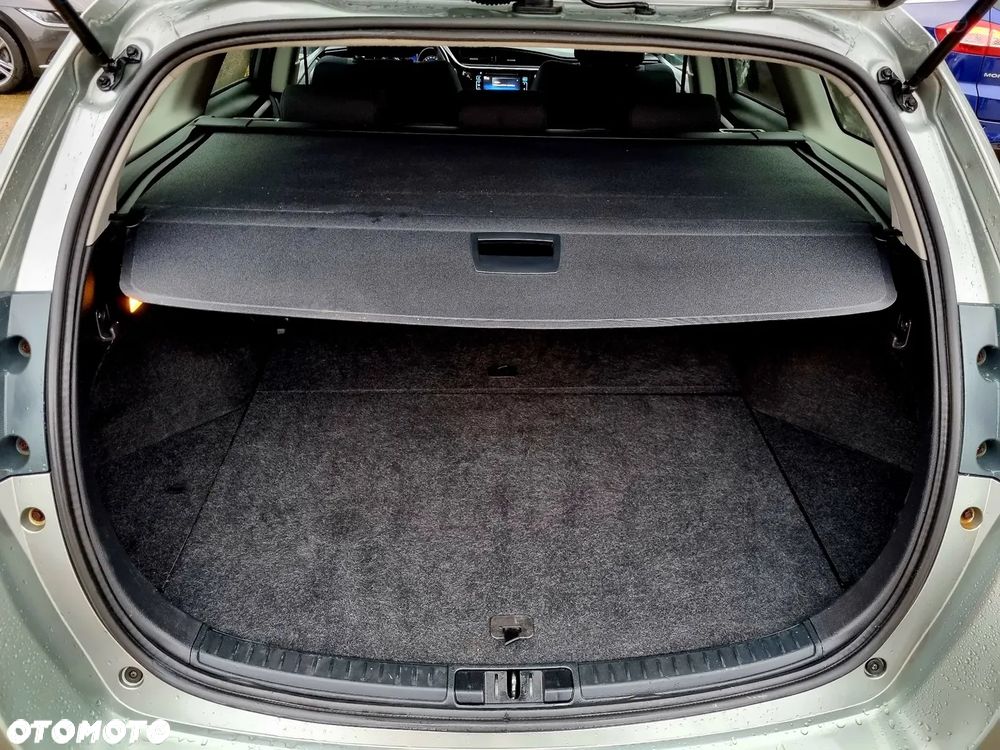 Toyota Auris Hybrid 135 Comfort - 12