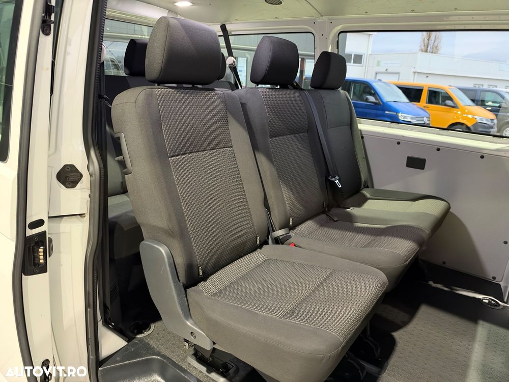 Volkswagen Transporter - 21