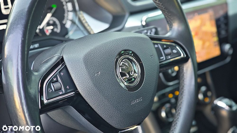 Skoda Superb 1.6 TDI Style DSG - 27