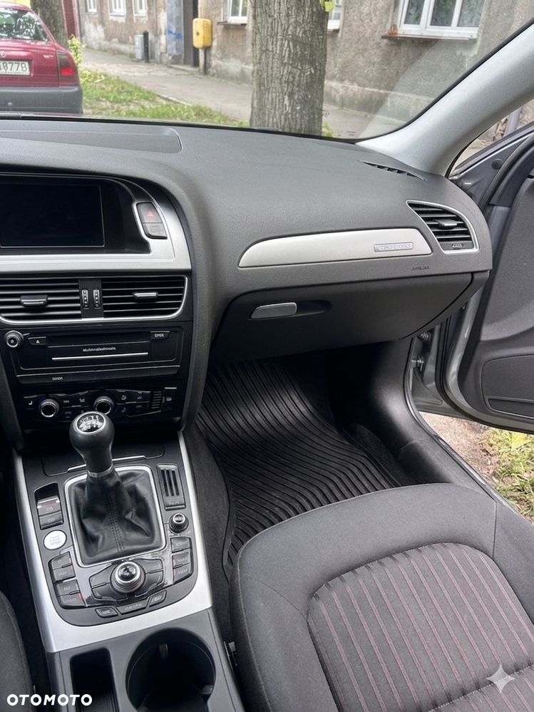 Audi A4 Avant 2.0 TDI Quattro - 8