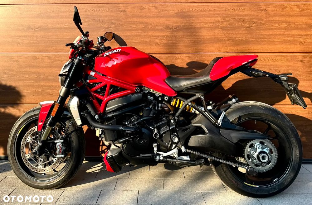 Ducati Monster - 12