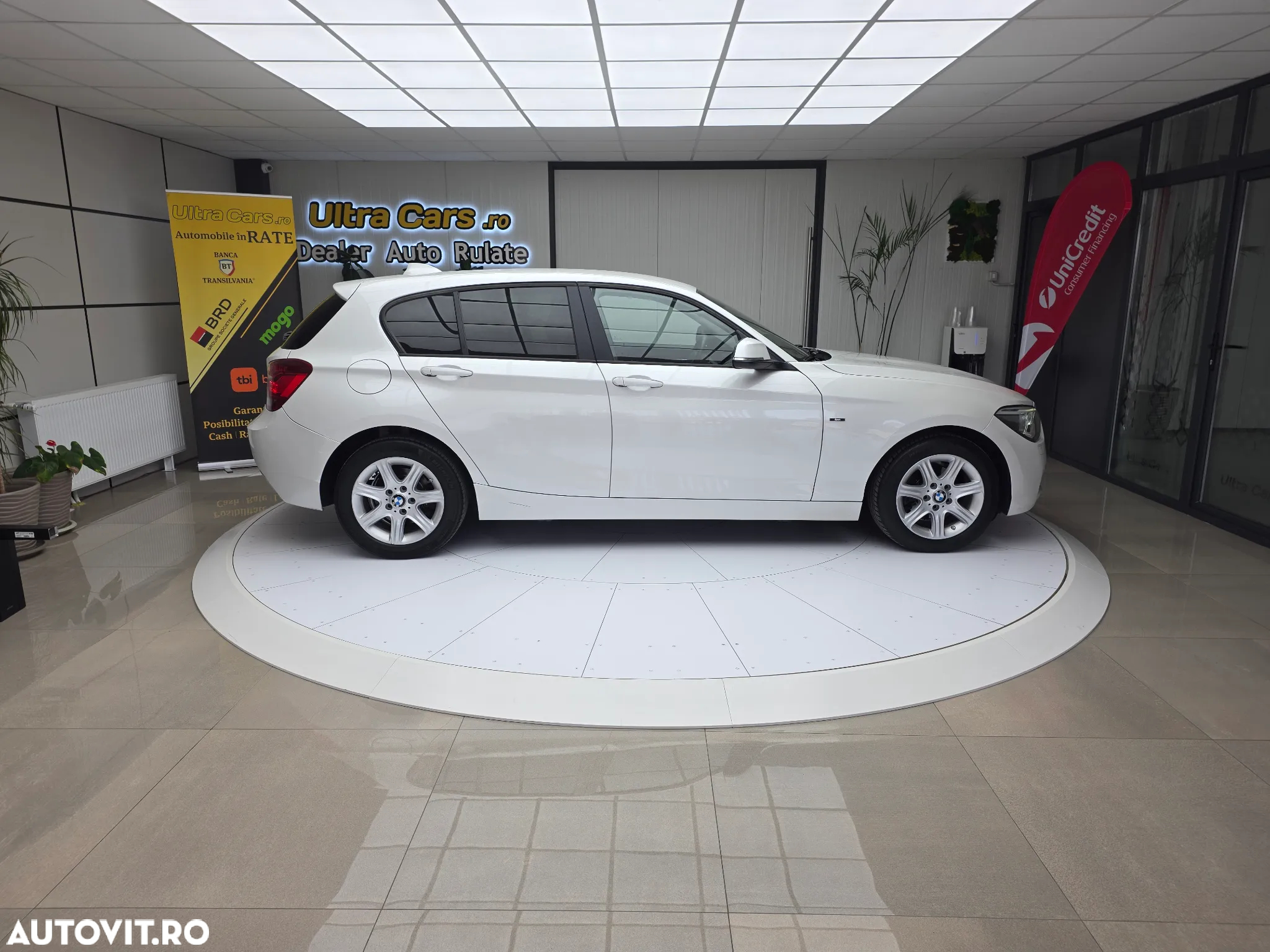 BMW Seria 1 118d Sport Line - 7