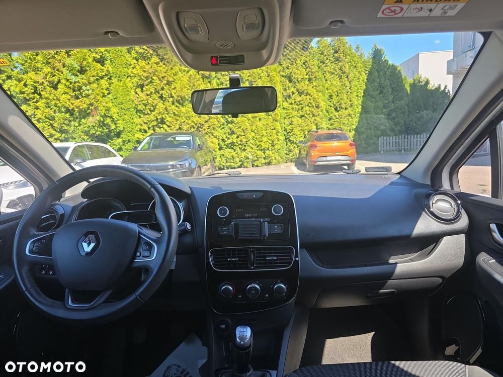 Renault Clio 1.2 16V Life - 17