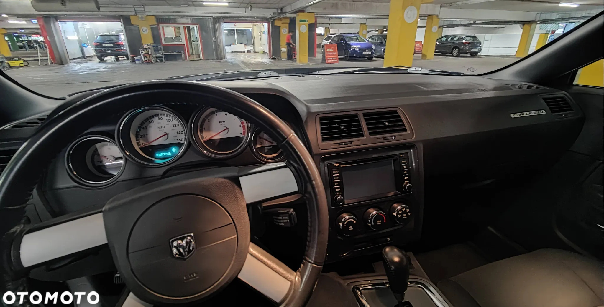 Dodge Challenger 5.7 R/T - 9