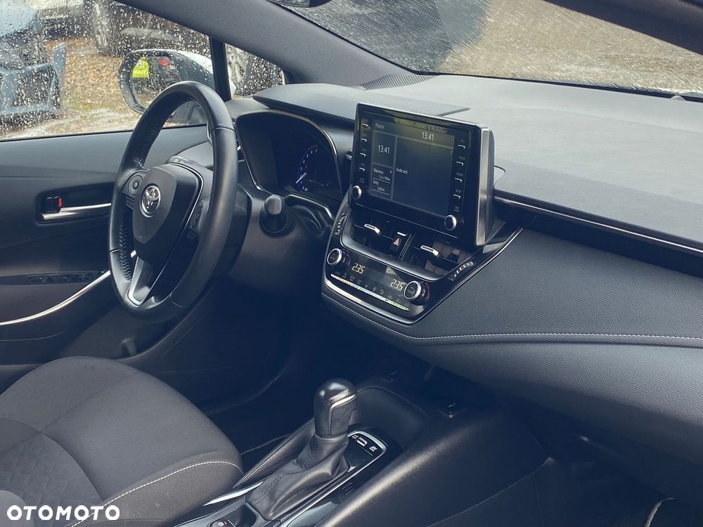 Toyota Corolla 1.8 Hybrid Comfort - 13