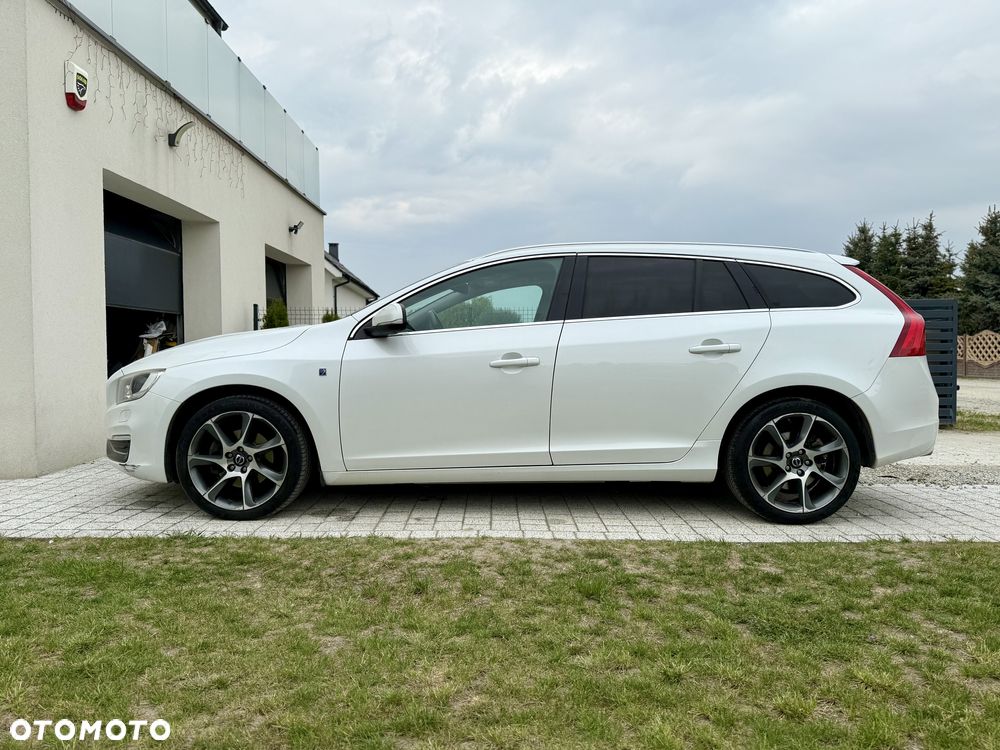 Volvo V60 D4 Drive-E Ocean Race - 2