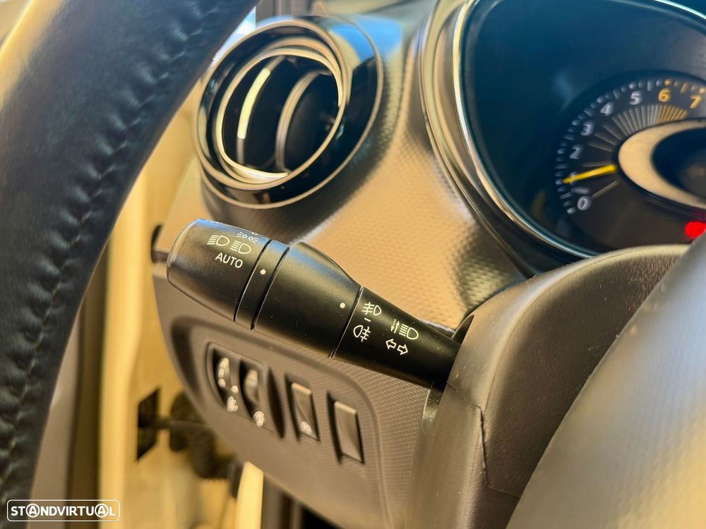 Renault Captur ENERGY TCe 120 EDC Luxe - 29