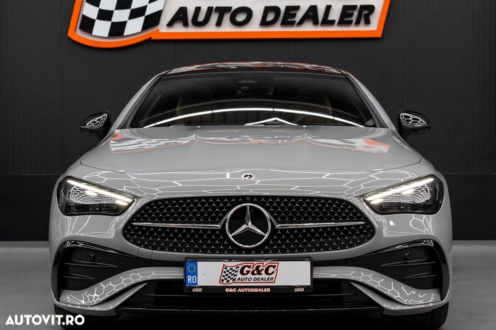 Mercedes-Benz CLE 300 4MATIC Aut. MHEV - 24