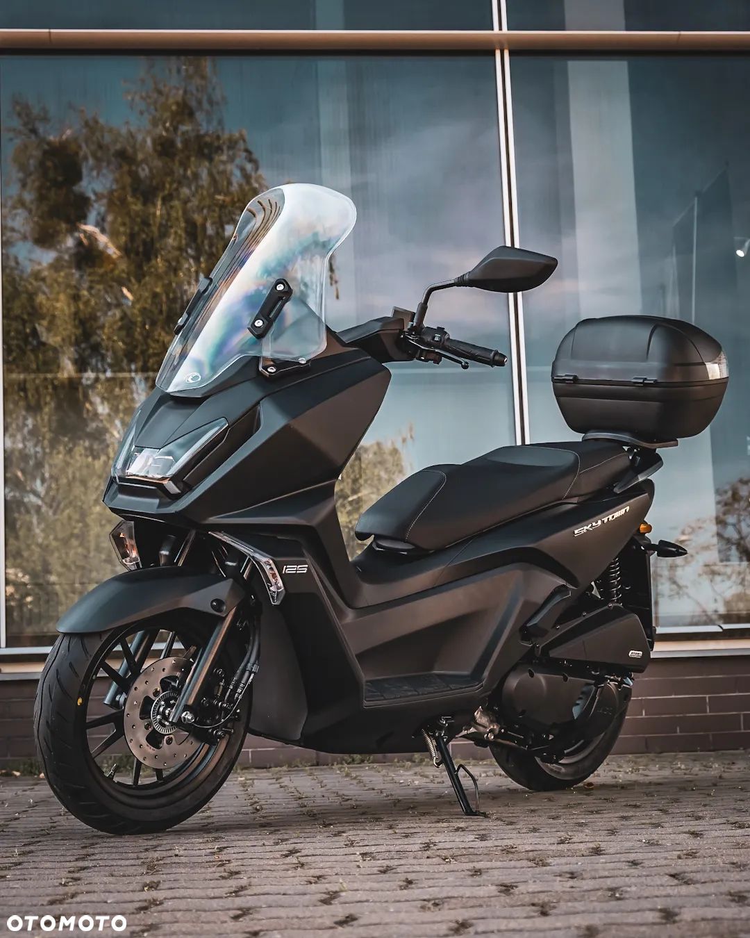 Kymco Skytown - 1