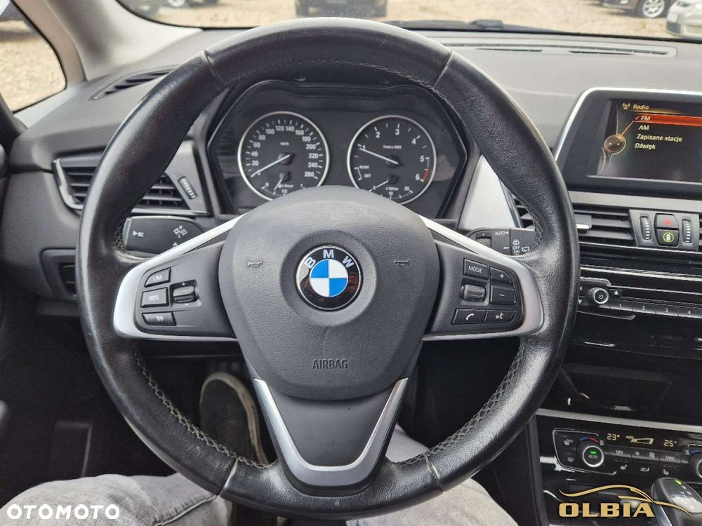 BMW Seria 2 218d Sport Line - 7