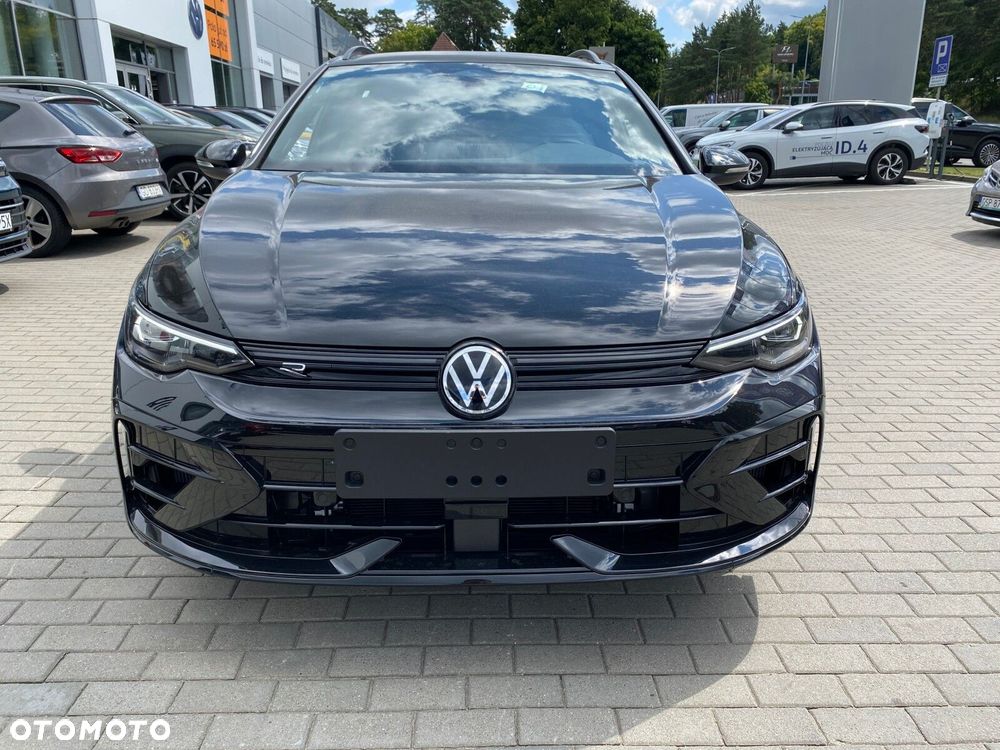 Volkswagen Golf - 2